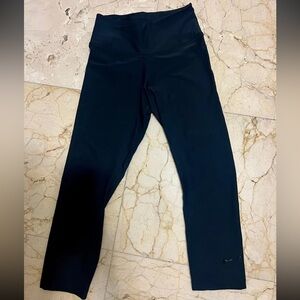 Nike NWOT Dri-Fit Leggings